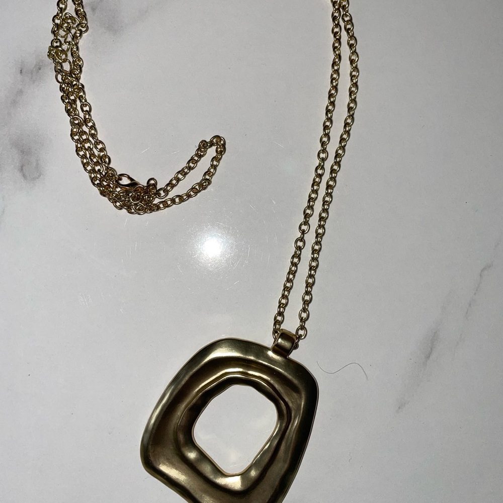 Gold Pendant Necklace - Picture 2 of 3